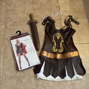 Vintage warrior princess costume/great condition!